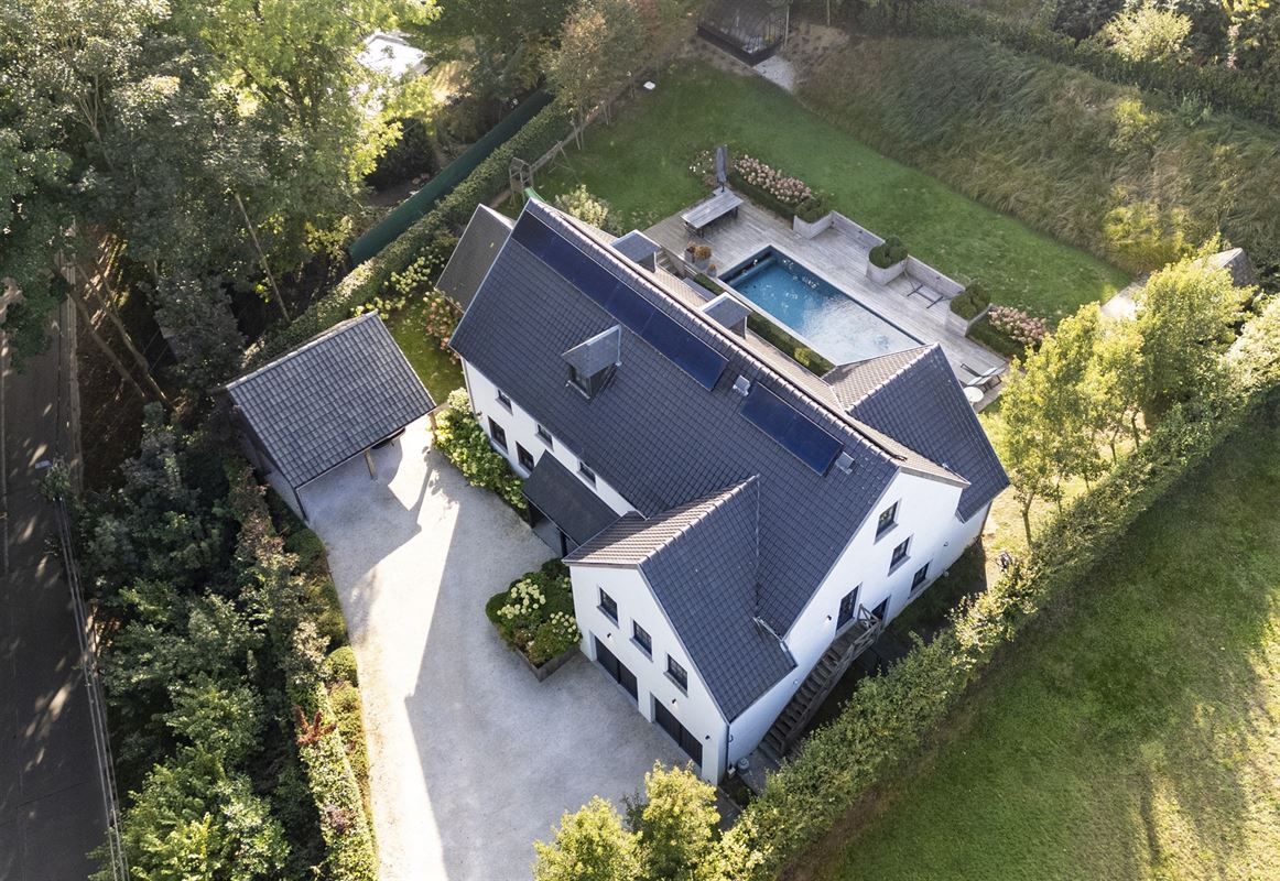 Splendide villa de qualité avec piscine! 