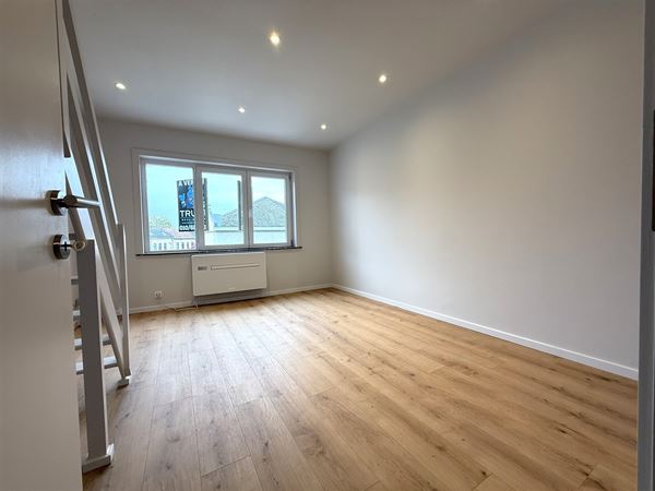 Duplex 1ch rénové, dans petite copropriété!