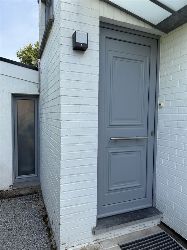 Maison contemporaine - vue dégagée!