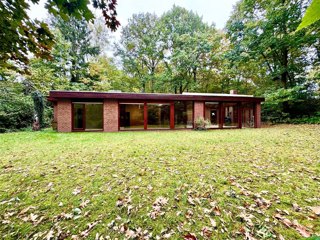 MAGNIFIQUE MAISON DE PLAIN PIED DANS LES BOIS