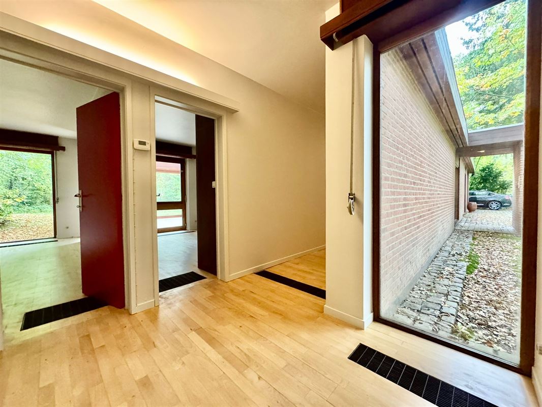 MAGNIFIQUE MAISON DE PLAIN PIED DANS LES BOIS
