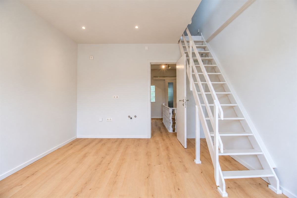 Duplex 1ch rénové, dans petite copropriété!
