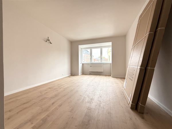 Petit studio rénové à proximité de toutes les facilités!