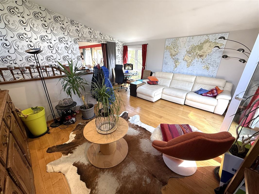 Maison contemporaine - vue dégagée!