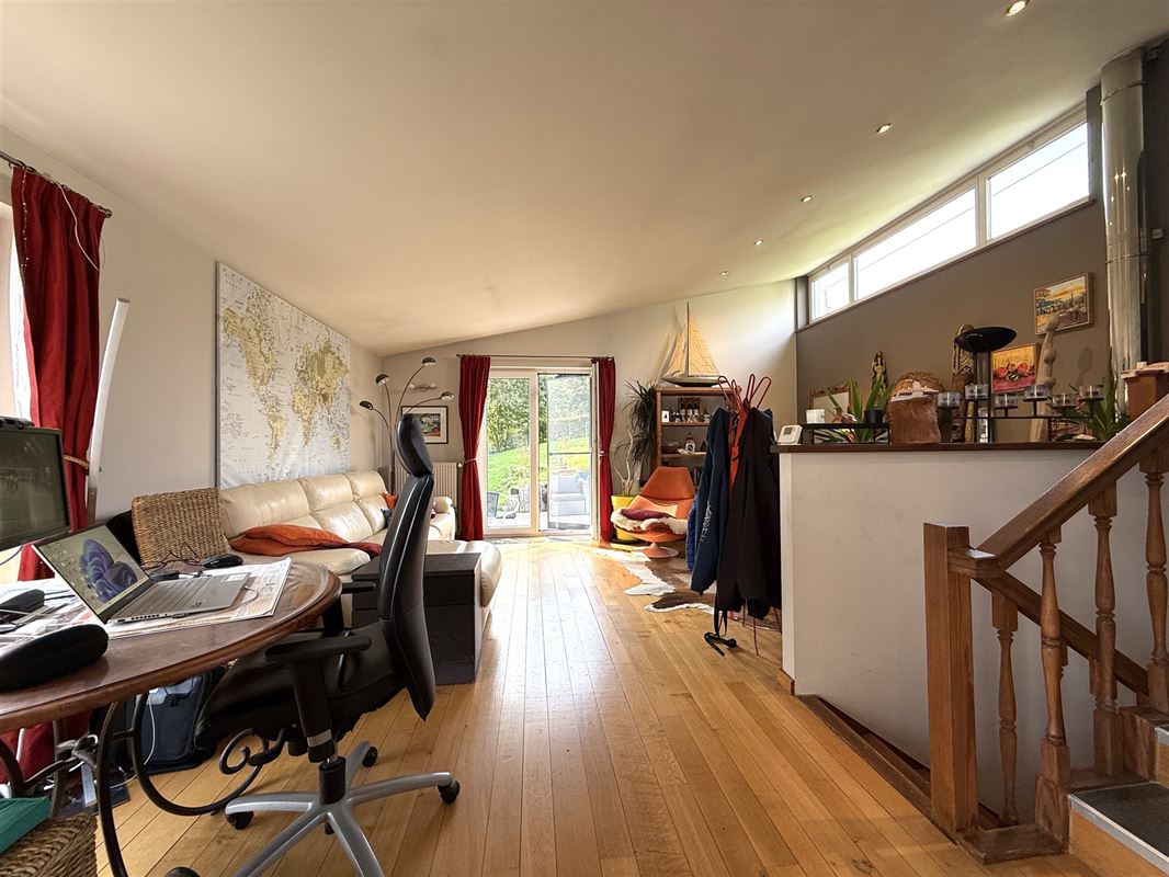 Maison contemporaine - vue dégagée!