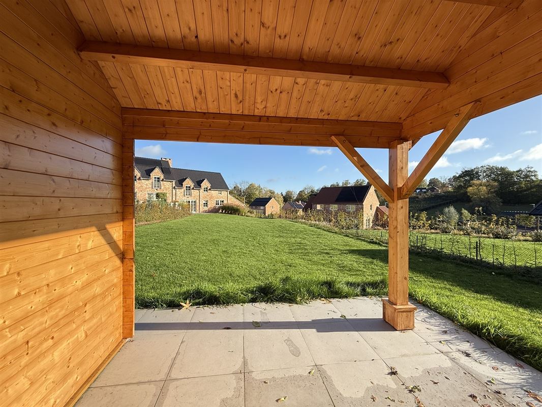 Nice recent villa - 3 bedrooms - nice garden!