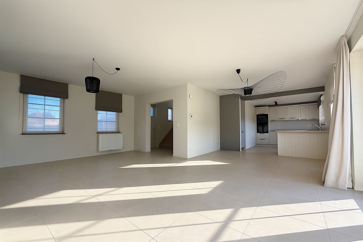 Nice recent villa - 3 bedrooms - nice garden!