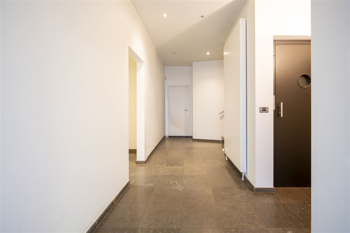 Signature architecturale et raffinement