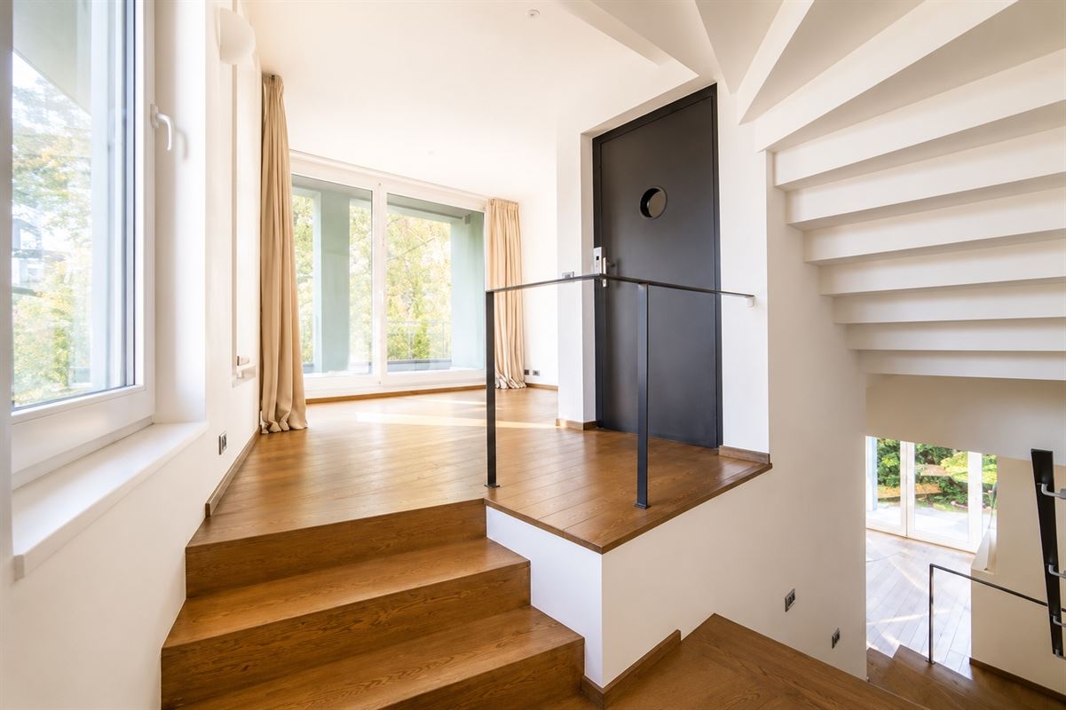 Signature architecturale et raffinement