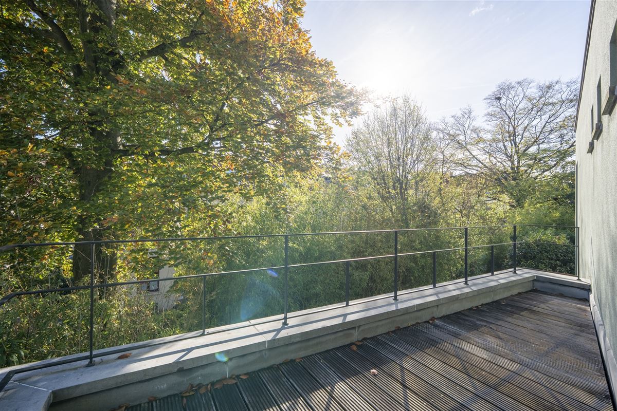 Signature architecturale et raffinement