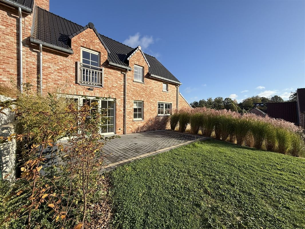 Prachtige nieuwe villa - 3 slaapkamers - mooie tuin!