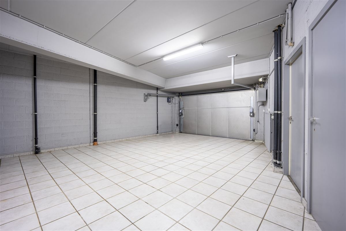 Signature architecturale et raffinement