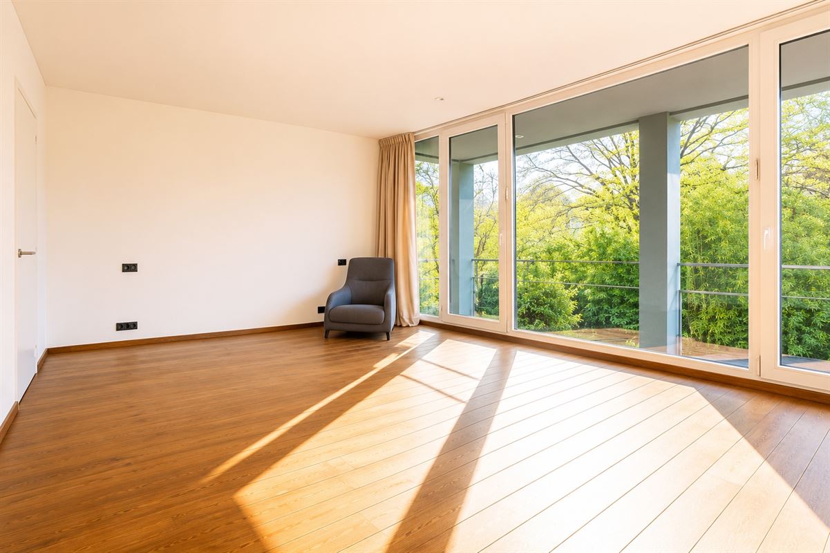 Signature architecturale et raffinement