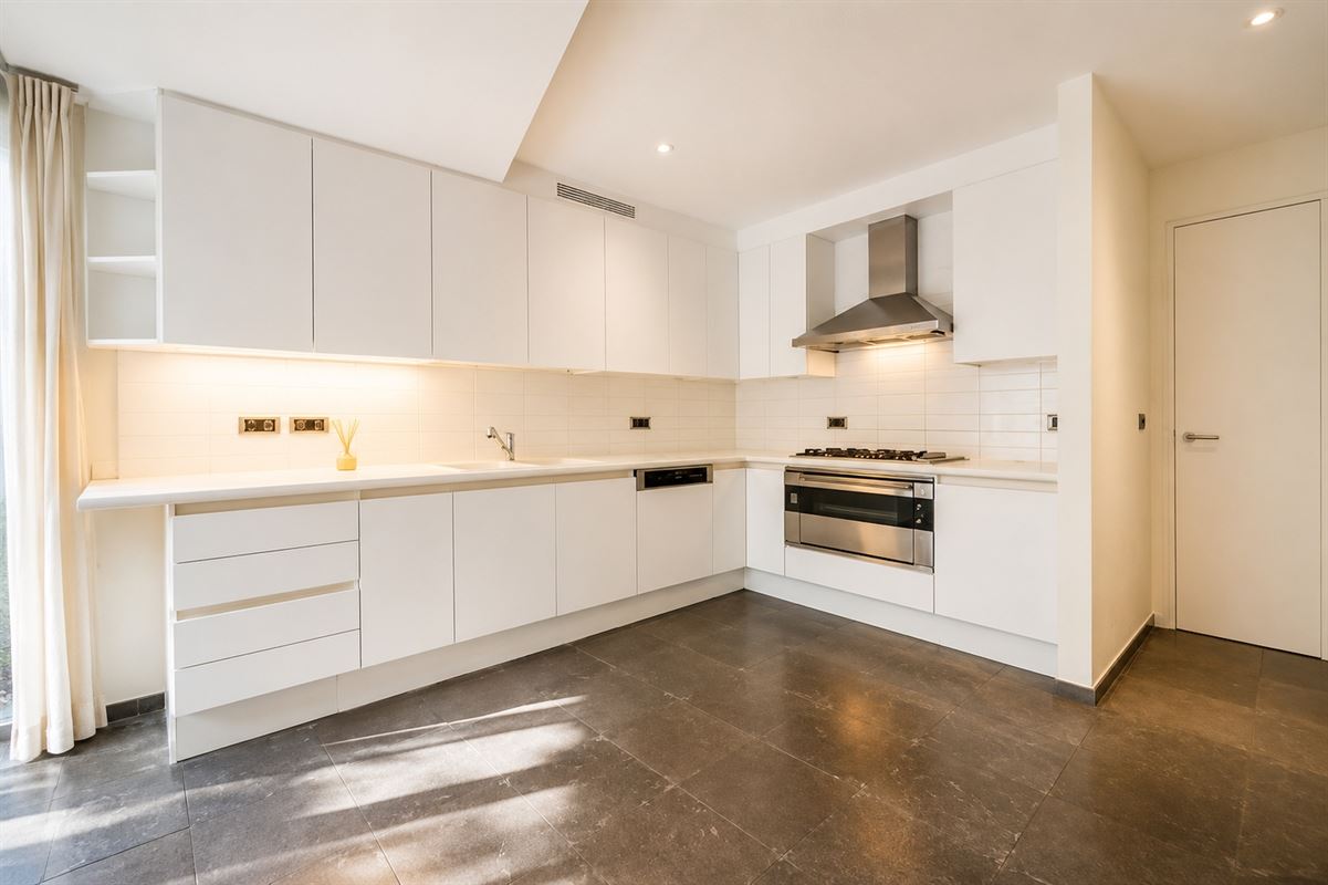 Signature architecturale et raffinement