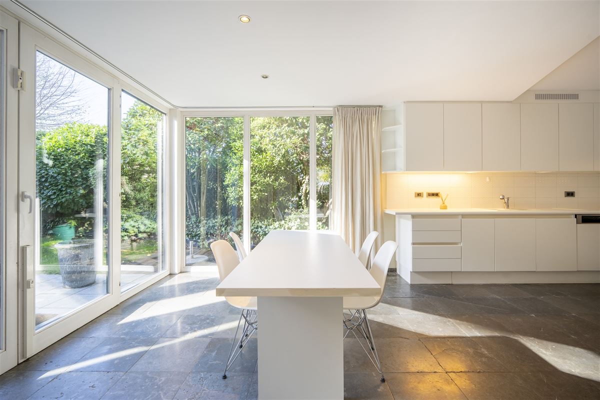 Signature architecturale et raffinement