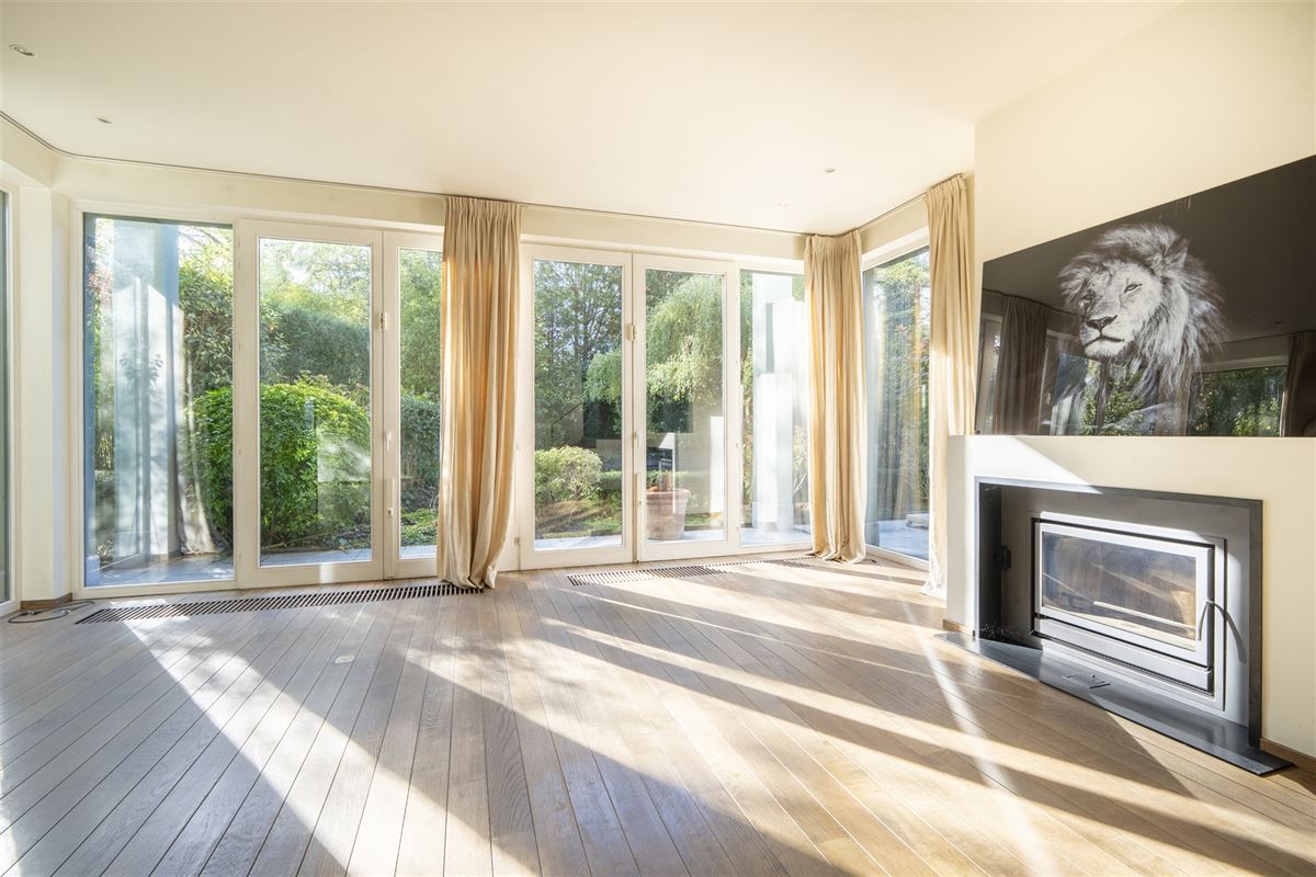 Signature architecturale et raffinement