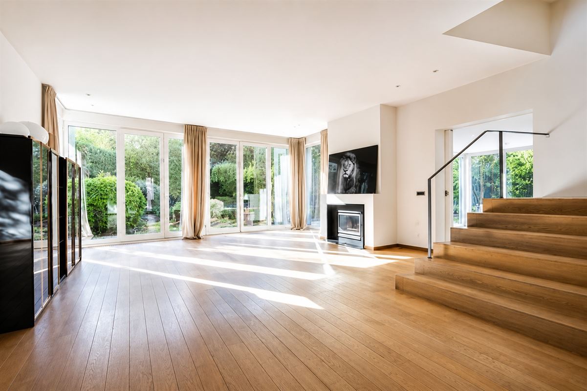 Signature architecturale et raffinement