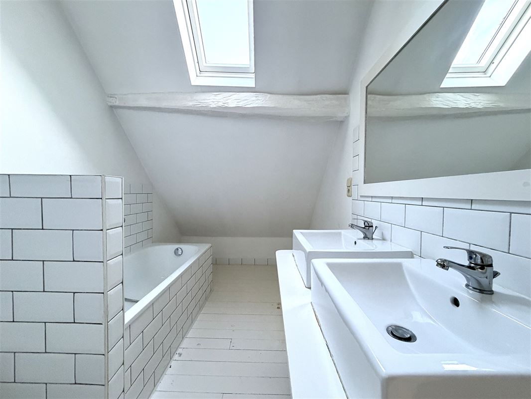 Charme et authenticité pour ce bien 3 chambres
