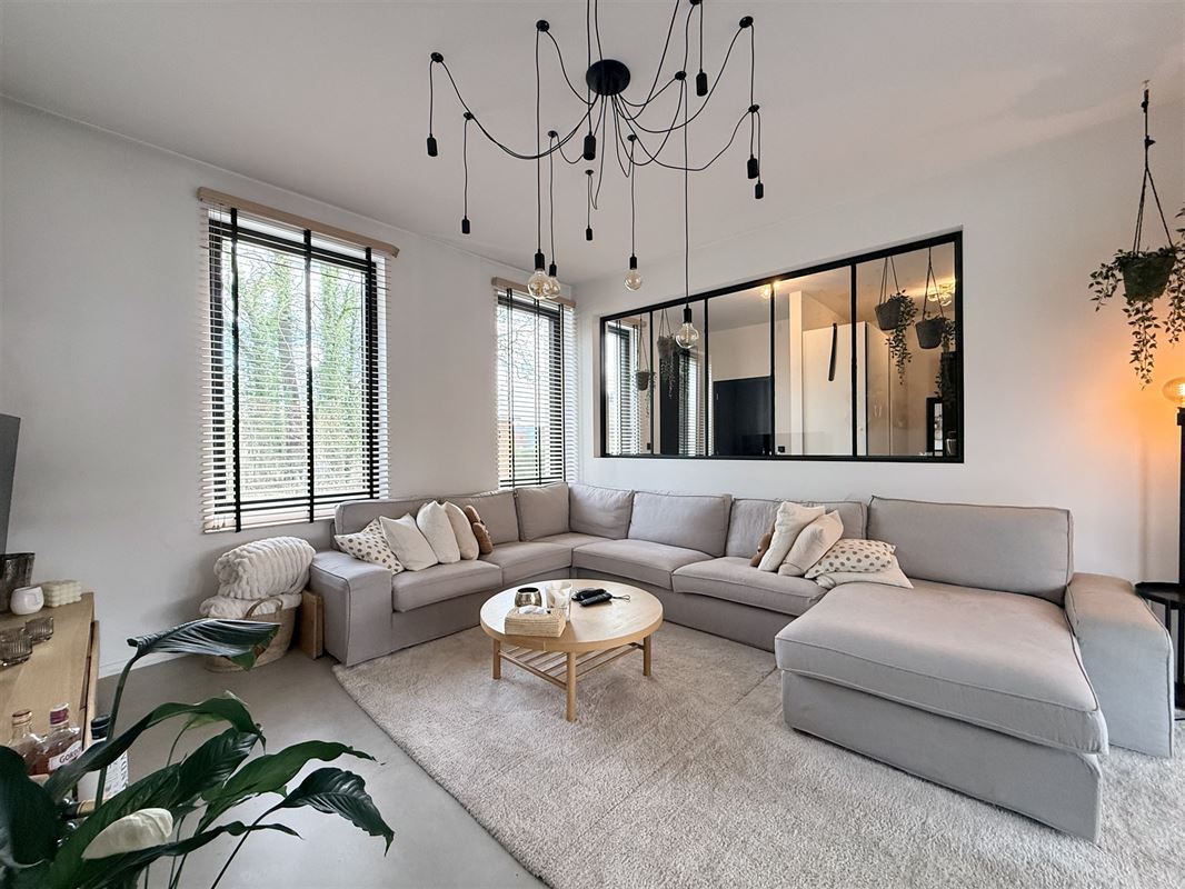 Superbe rénovation 4ch avec piscine!