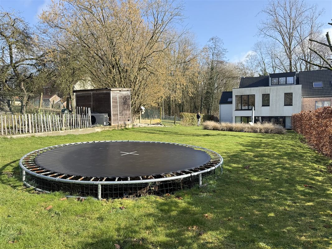 Superbe rénovation 4ch avec piscine!