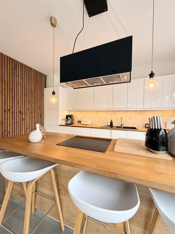 Superbe rénovation 4ch avec piscine!