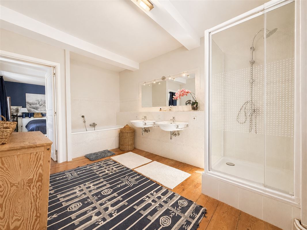Superbe maison villageoise 6ch + appartement 1ch!
