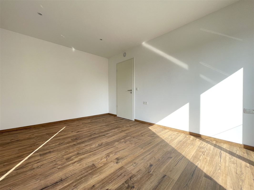 Jolie villa neuve idéalement située