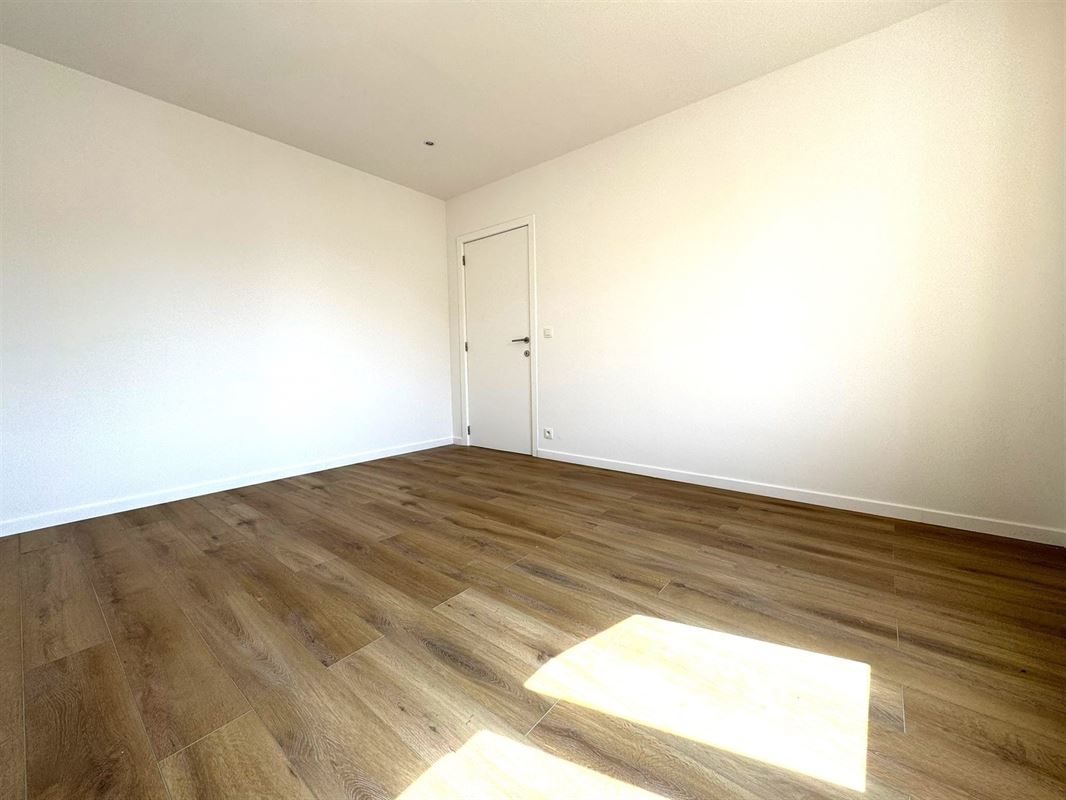 DUPLEX - GARE - PAPETERIES - 2CH