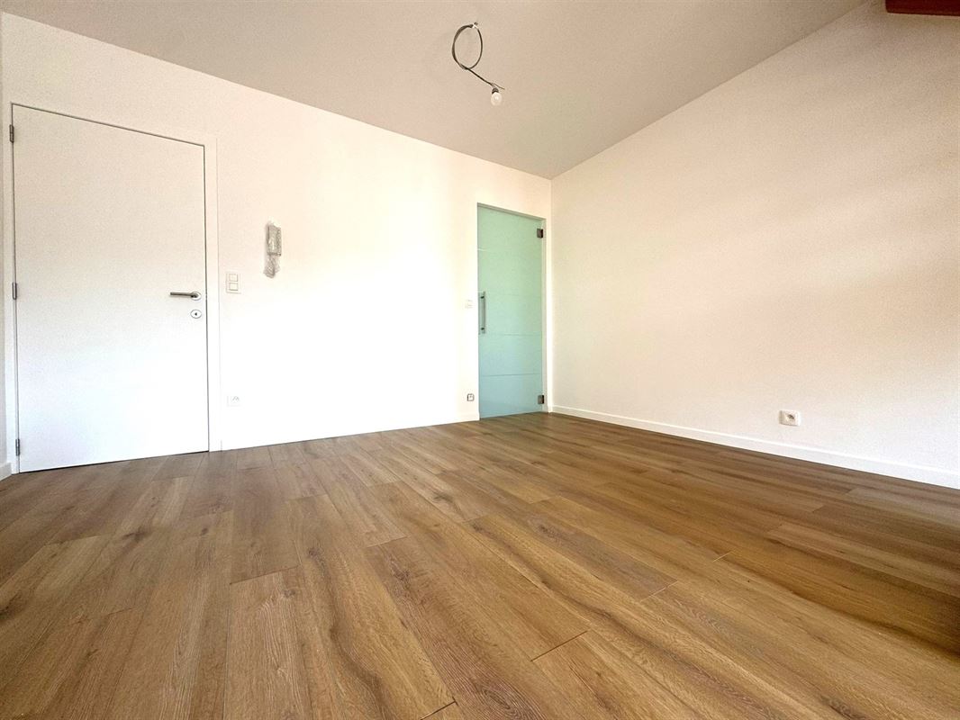 DUPLEX - GARE - PAPETERIES - 2CH
