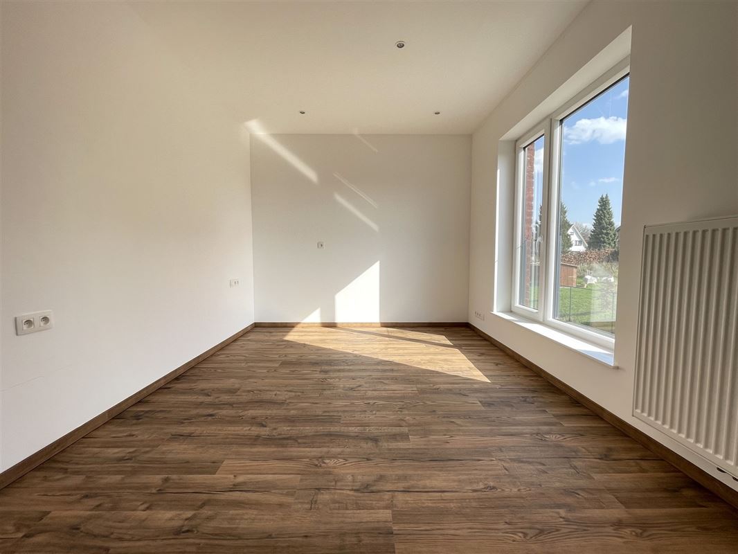 Jolie villa neuve idéalement située