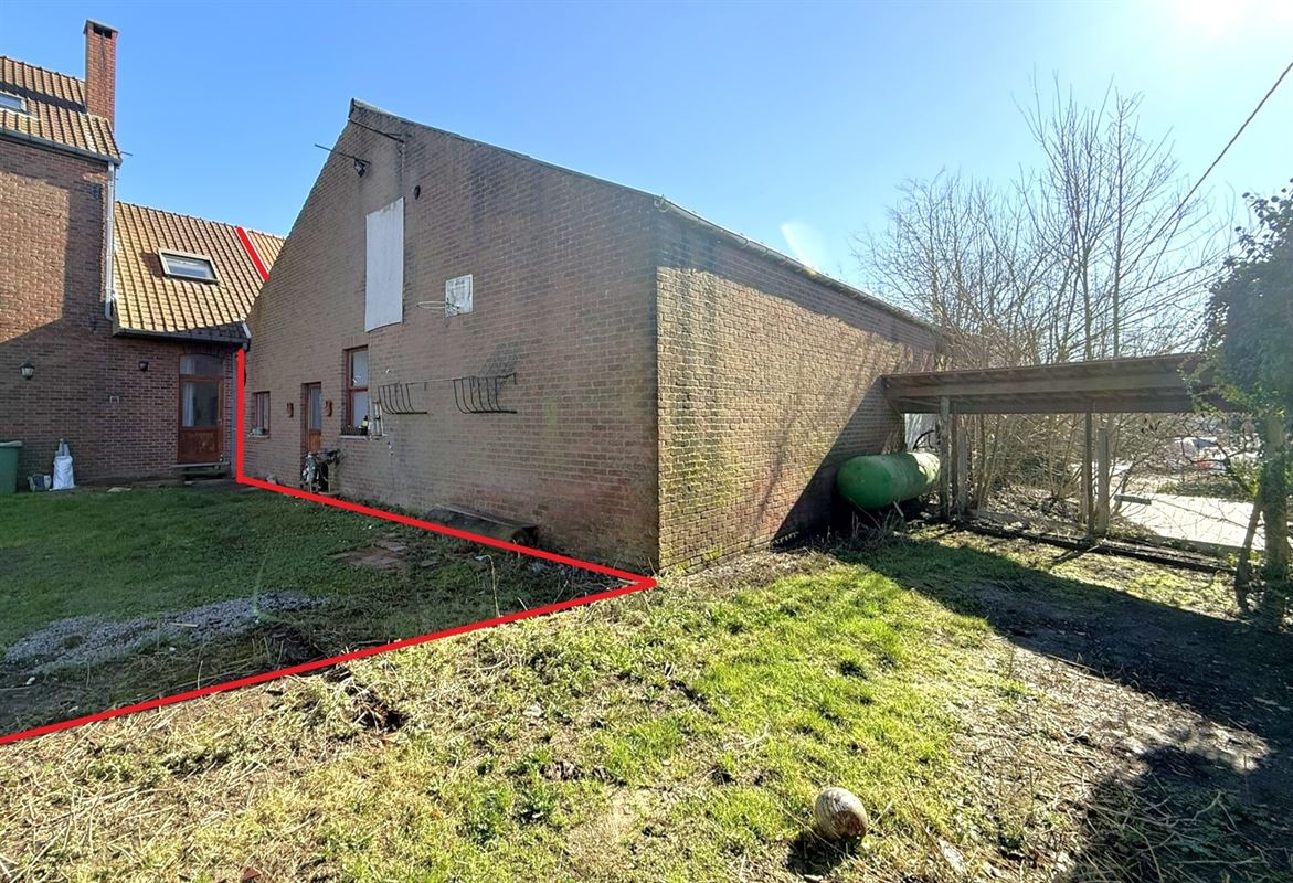 COMPROMIS EN COURS !! GARAGE AVEC PERMIS DISPO POUR 2 APPARTEMENTS EN +