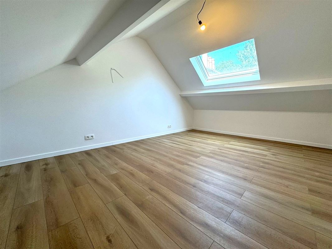 DUPLEX - GARE - PAPETERIES - 2CH