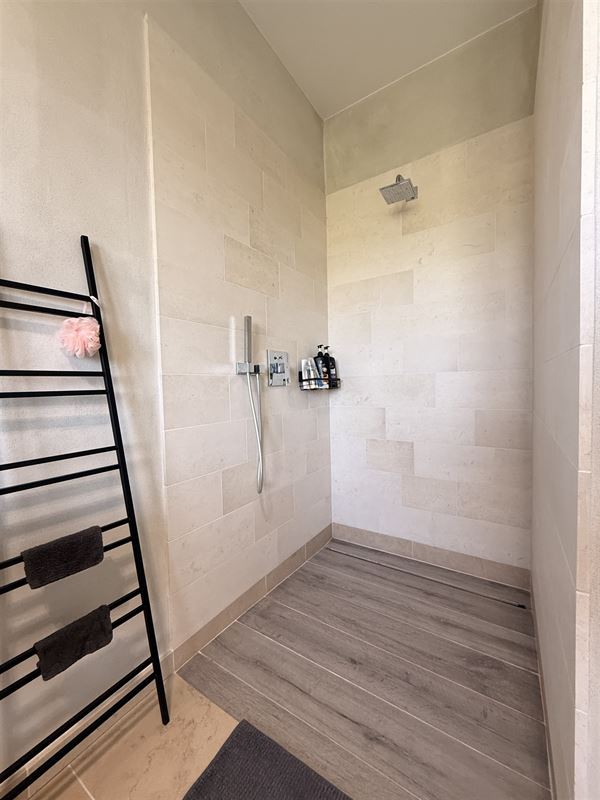 Splendide villa contemporaine avec charme!