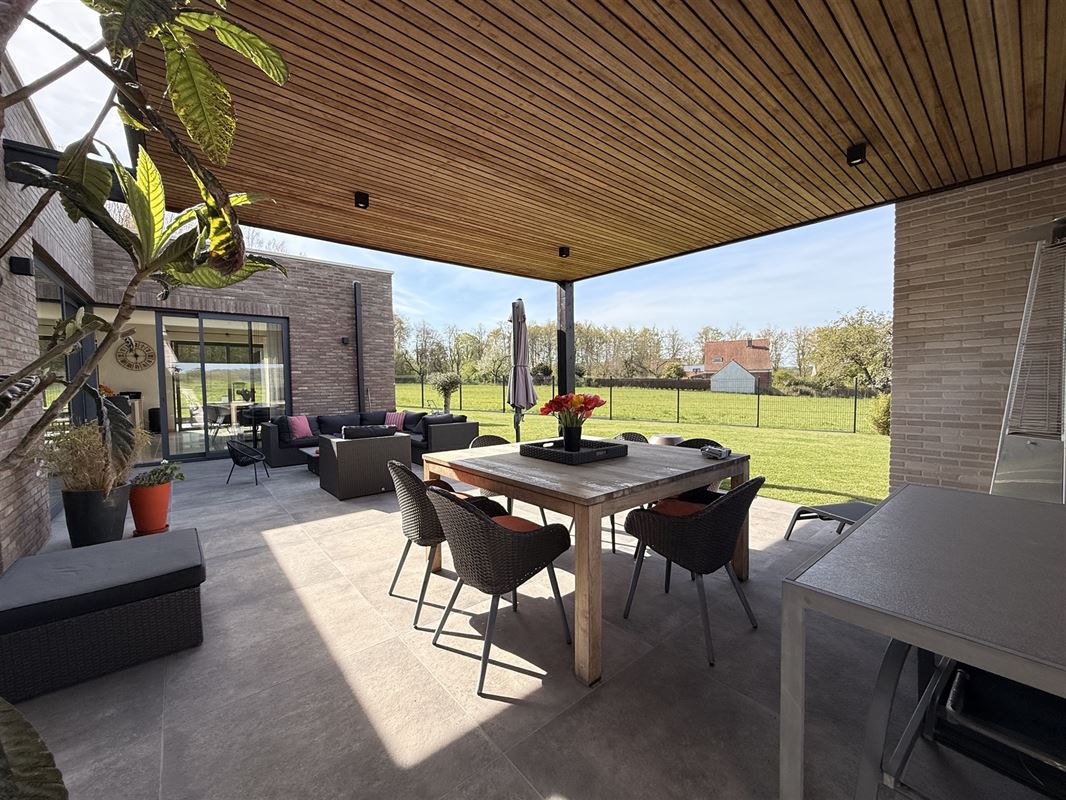 Splendide villa contemporaine avec charme!