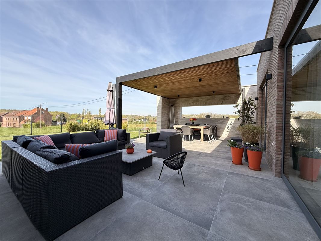 Splendide villa contemporaine avec charme!