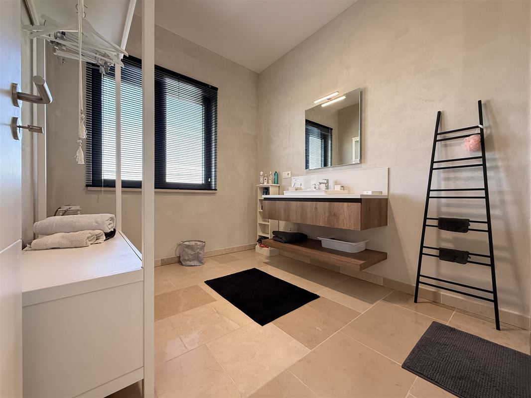 Splendide villa contemporaine avec charme!