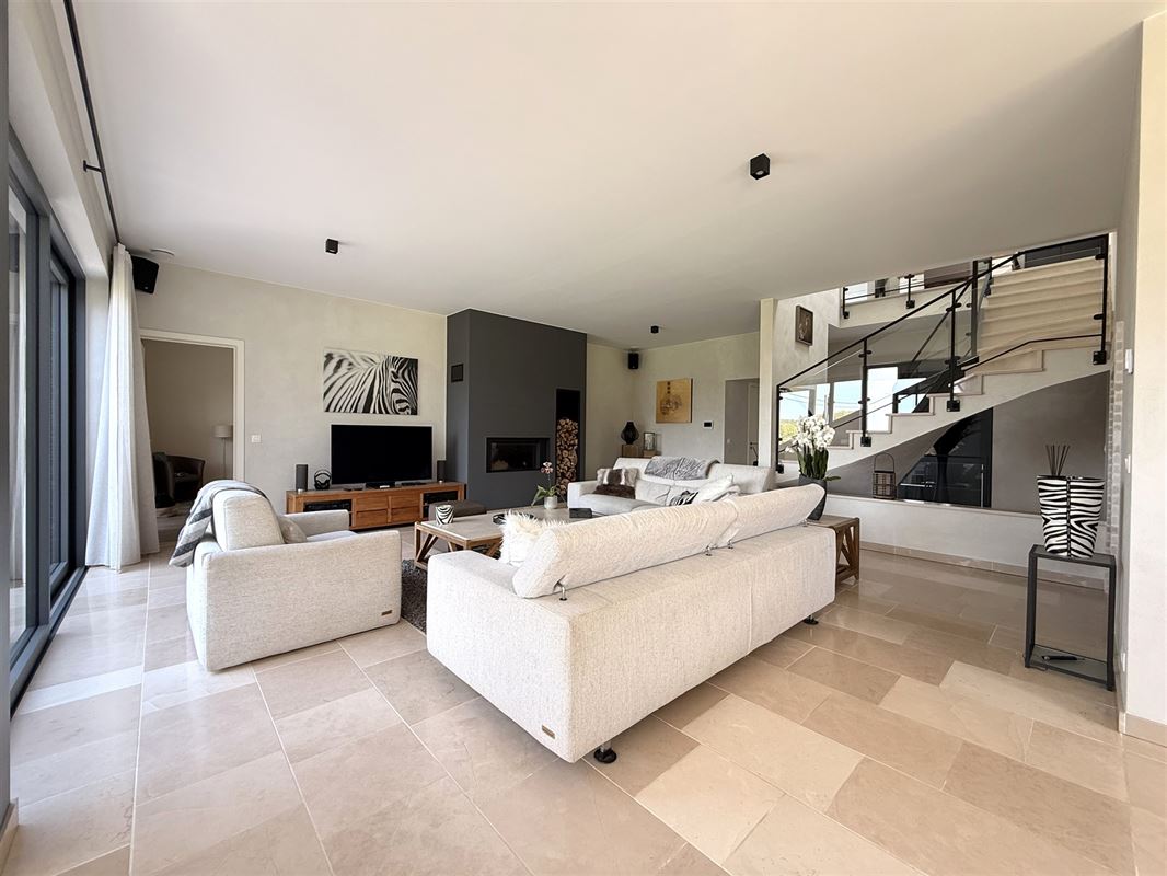 Splendide villa contemporaine avec charme!