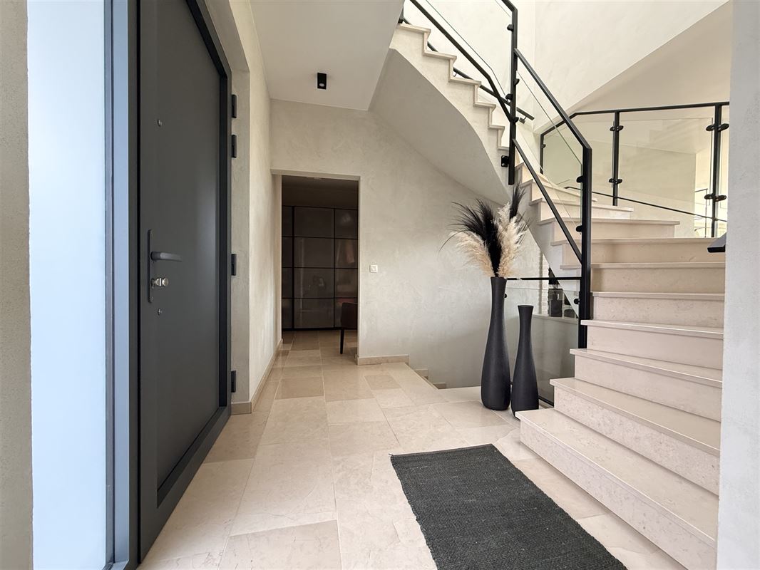 Splendide villa contemporaine avec charme!