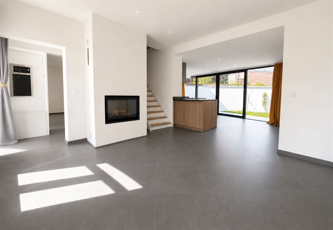 CENTRE - RENOVEE - PEB B - TERRASSES