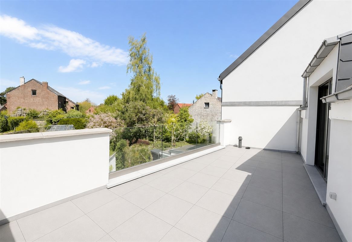 CENTRE - RENOVEE - PEB B - TERRASSES
