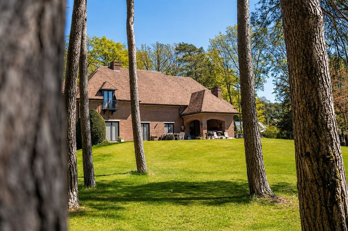 Somptueuse villa dans un écrin de verdure