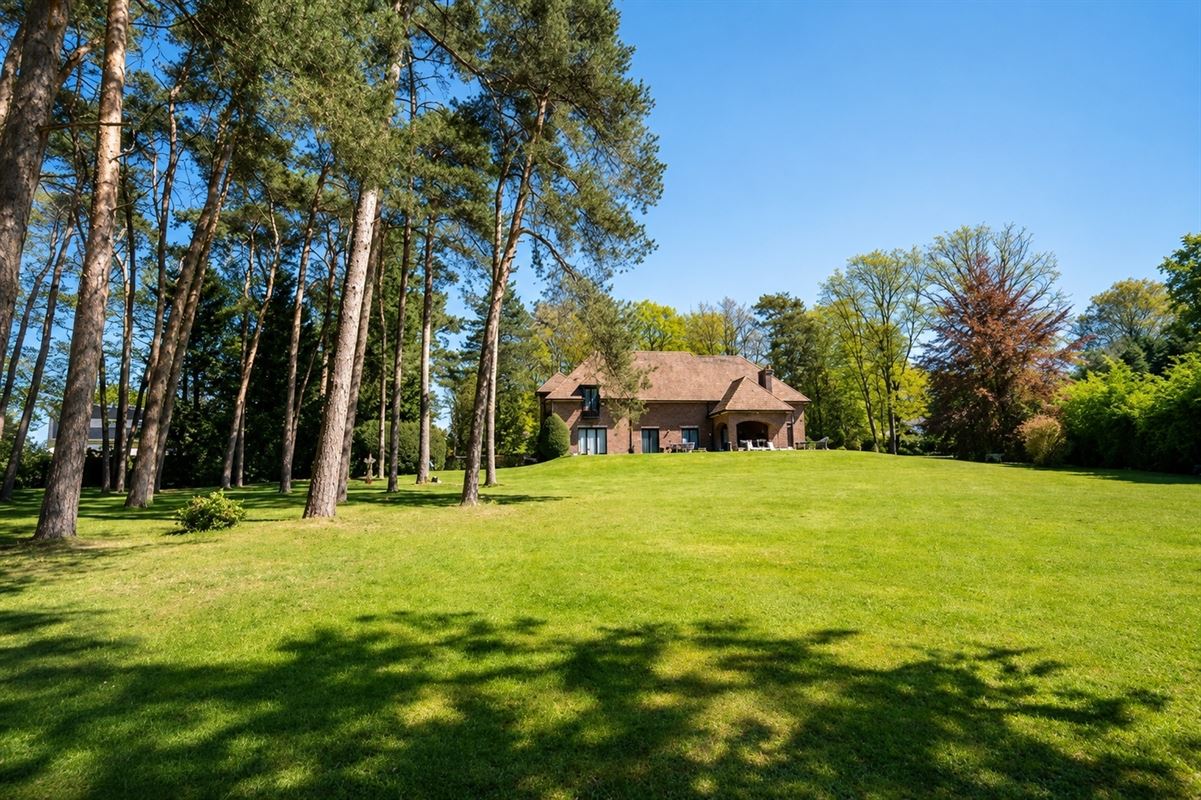 Somptueuse villa dans un écrin de verdure