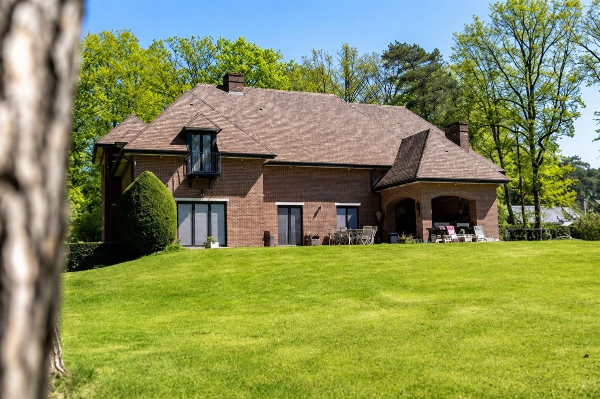 Somptueuse villa dans un écrin de verdure