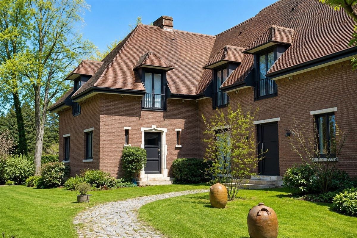 Somptueuse villa dans un écrin de verdure