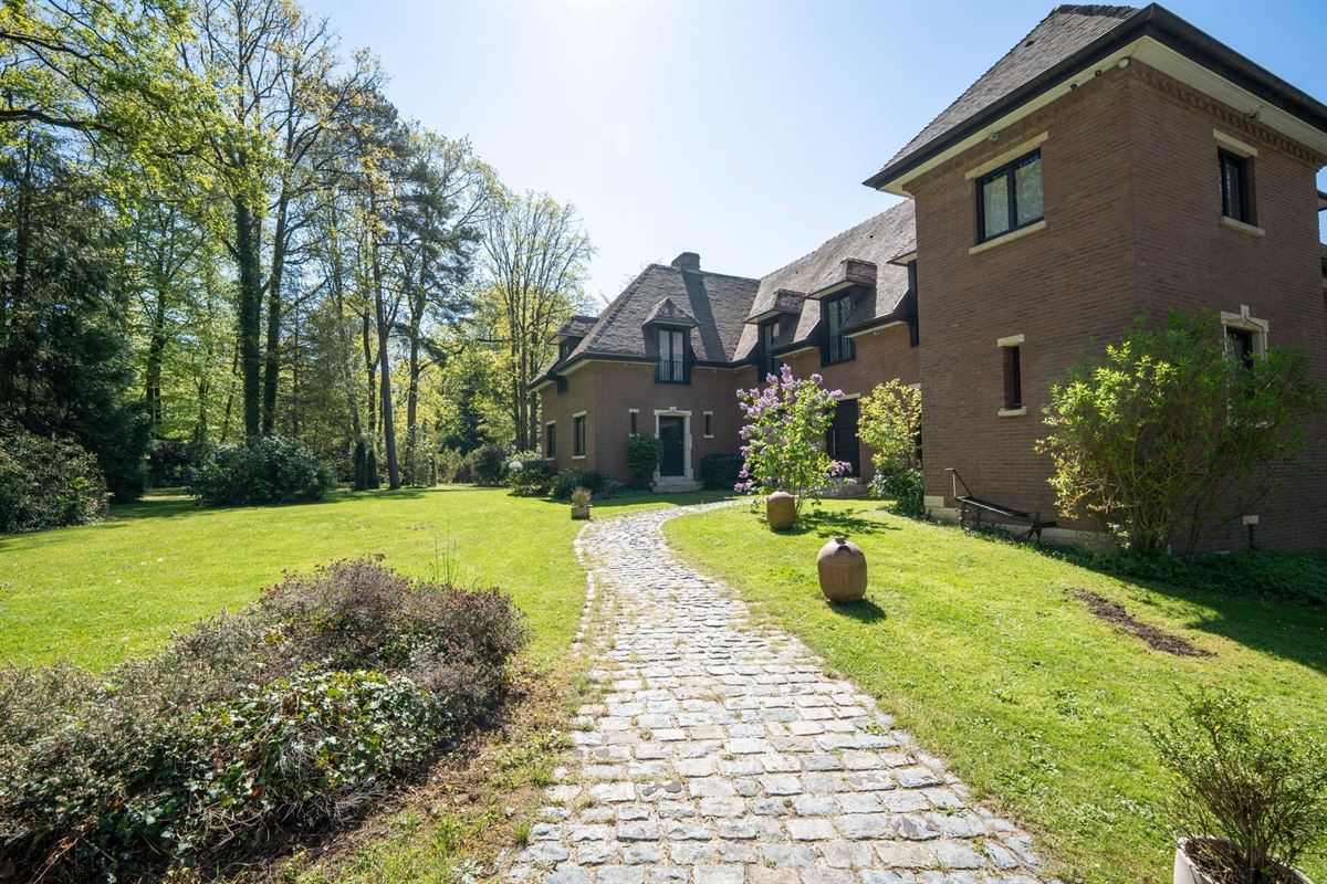 Somptueuse villa dans un écrin de verdure