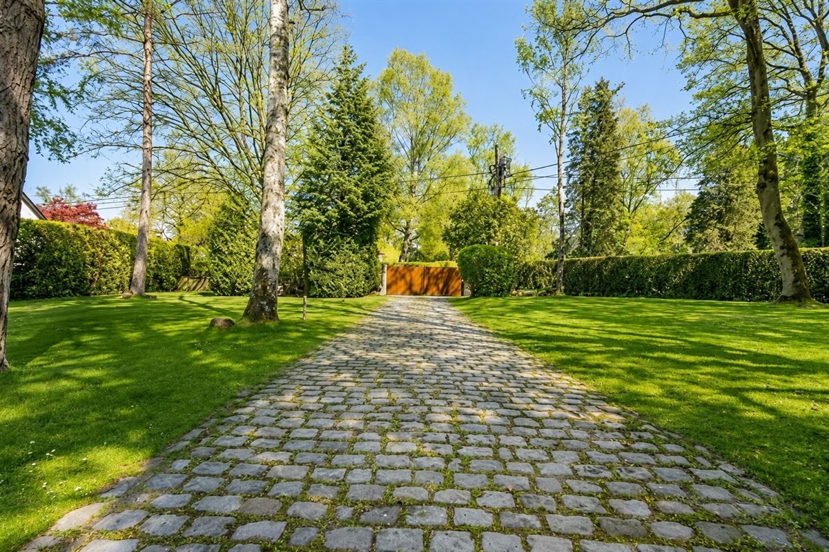 Somptueuse villa dans un écrin de verdure