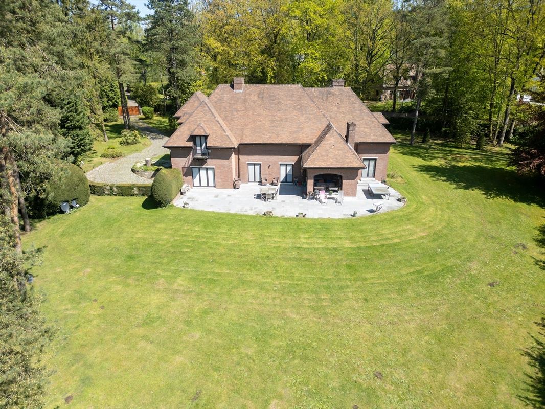 Somptueuse villa dans un écrin de verdure