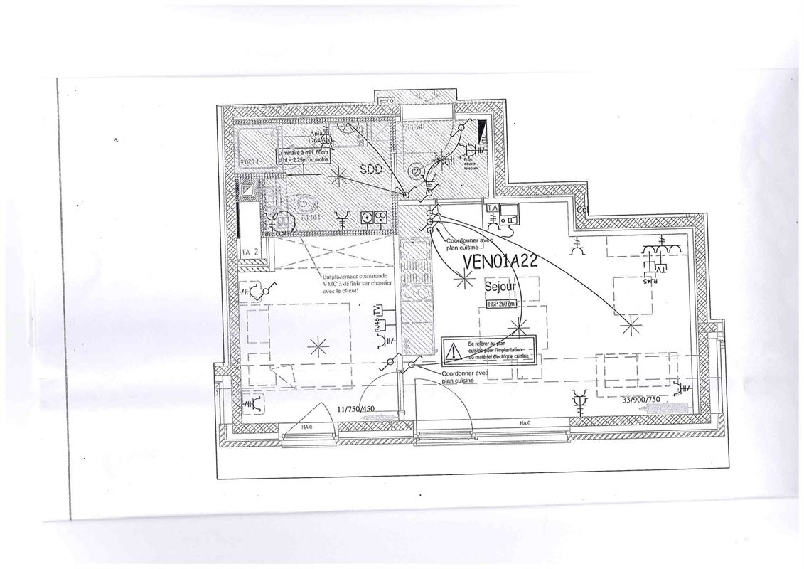 2E ETAGE - CENTRE ACCESSIBLE A PIED - CALME