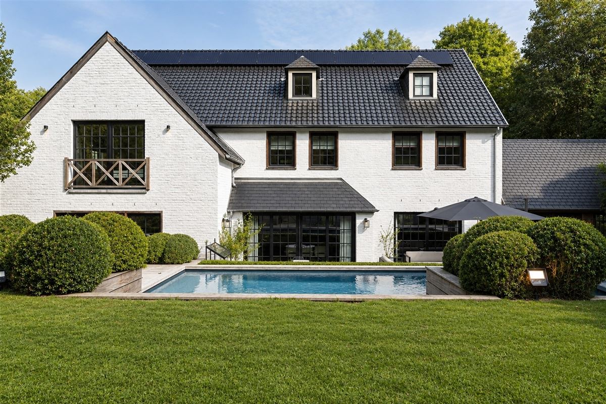Splendide villa de qualité avec piscine!