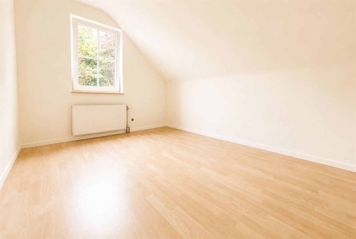 Jolie villa 4 façades- bien orientée!